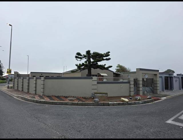 2 BEDROOM HOUSE FOR SALE IN BONGWENI